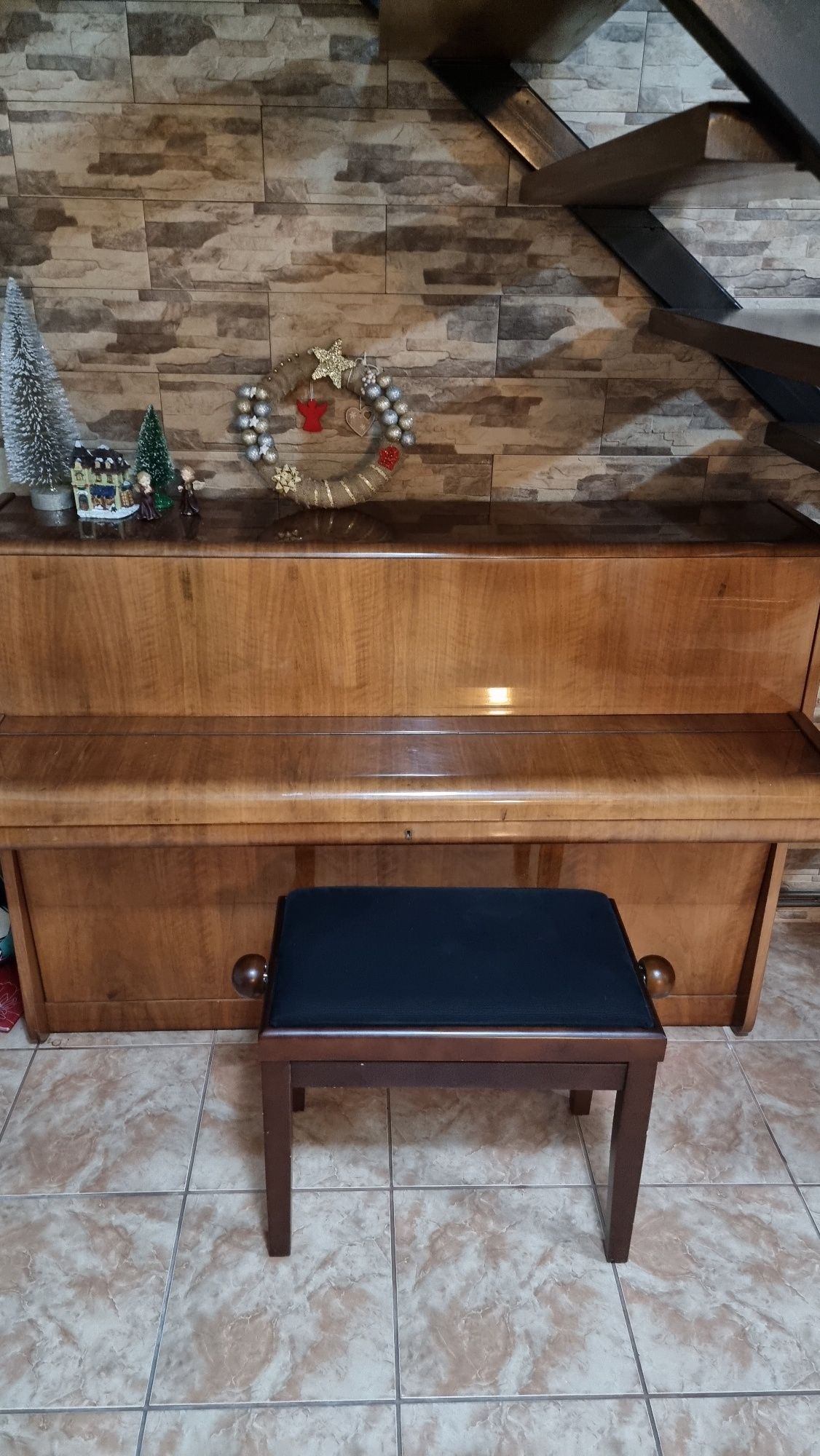 Vand pianina Geyer si vioara