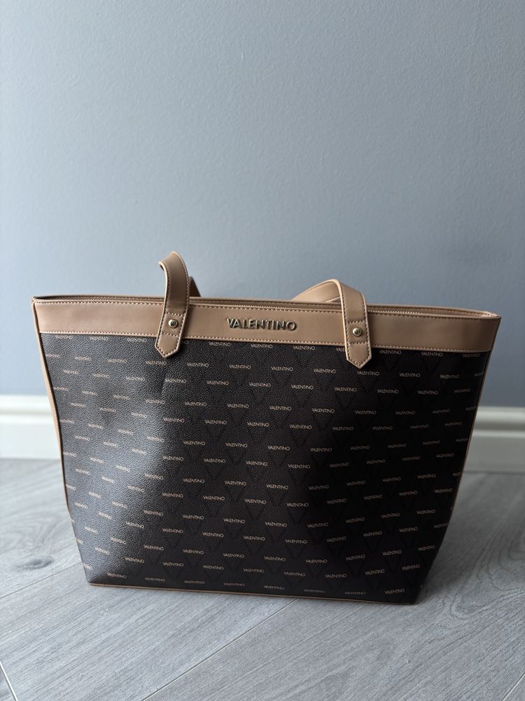 geanta valentino