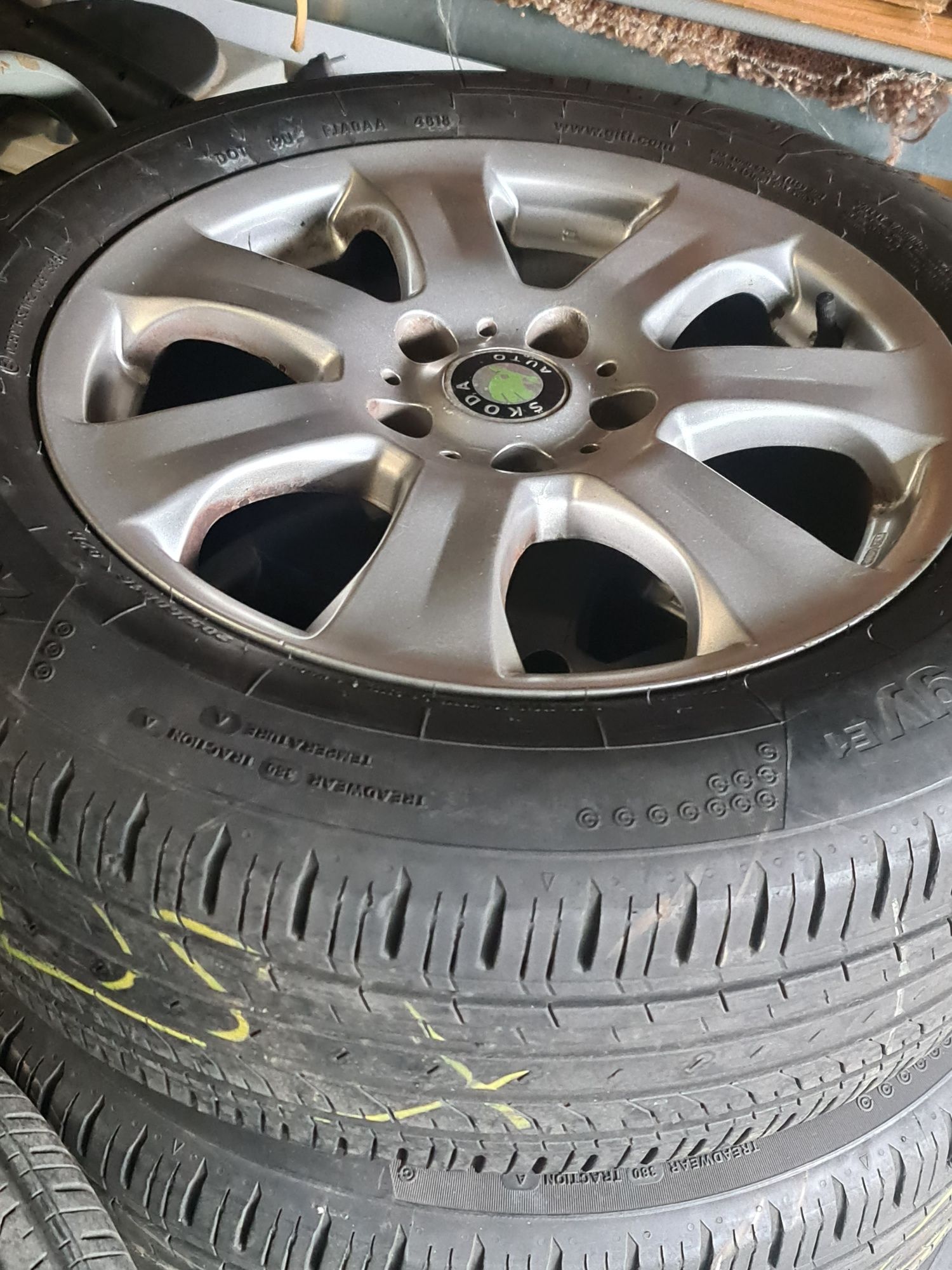 Jante aliaj VW-AUDI ,Skoda ,Seat etc cu anvelope noi de vara