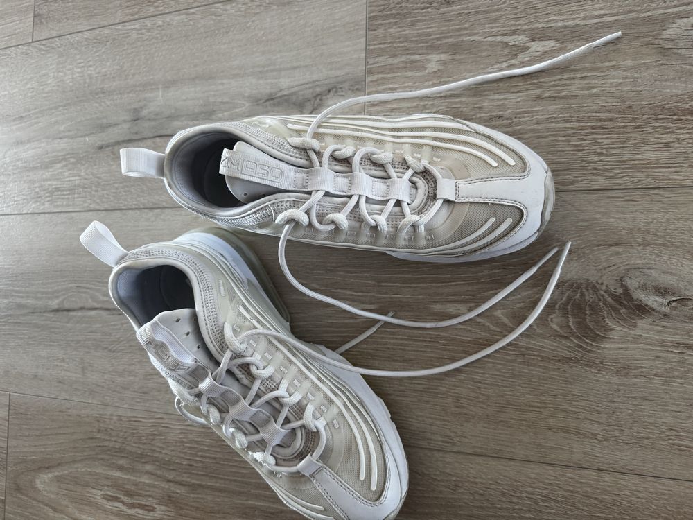 Vand Nike nr.39, 25 cm
