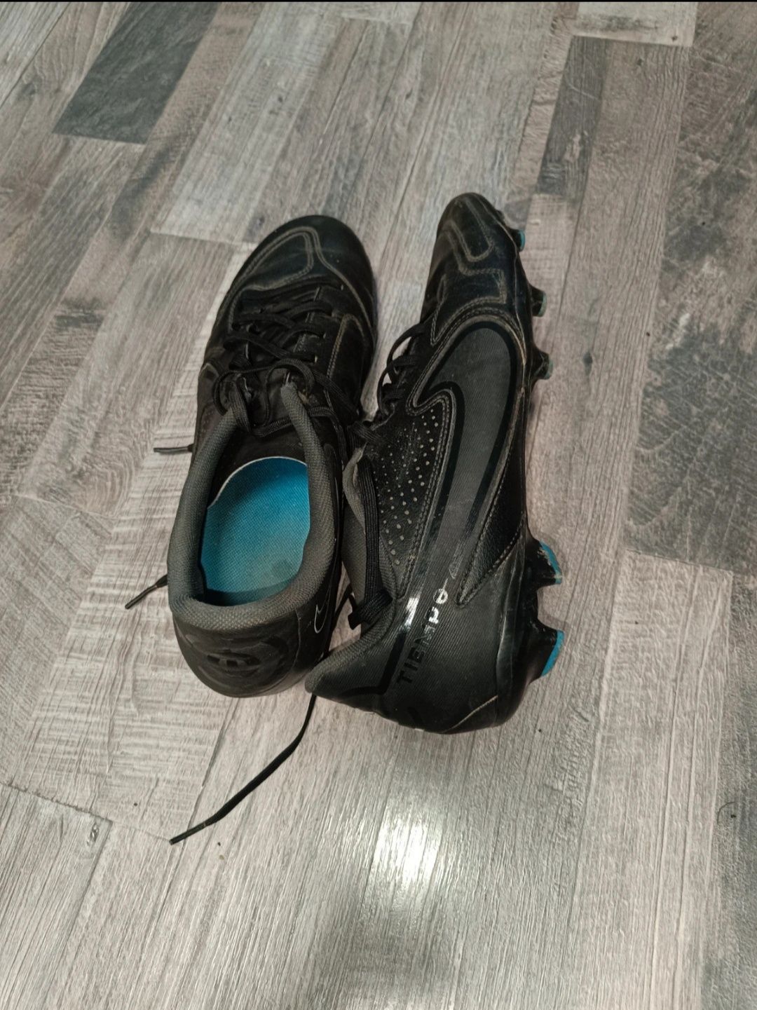 Ghete Nike Tiempo 9