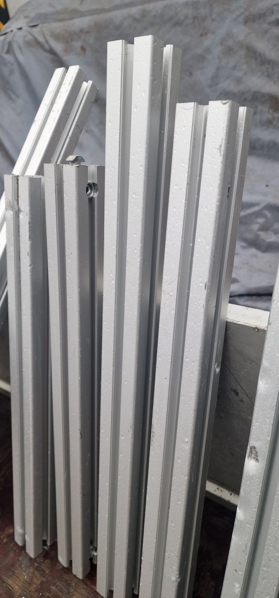 Profile aluminiu