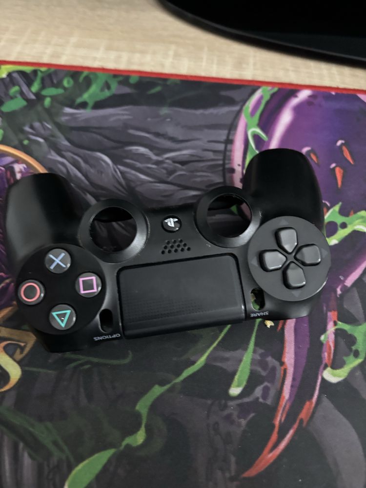 Vand maneta pentru Ps4 piese