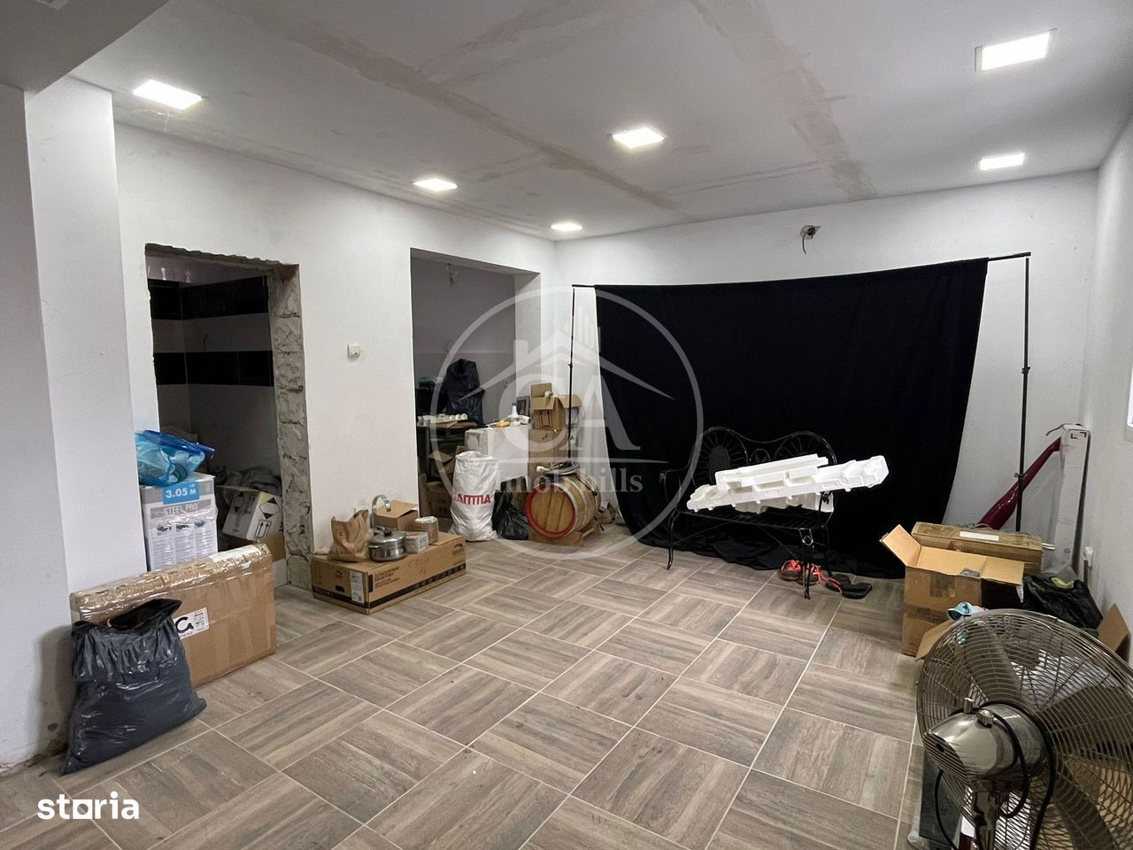 Casa de vanzare D+P+E+M cu 5 camere în Livada De Bihor
