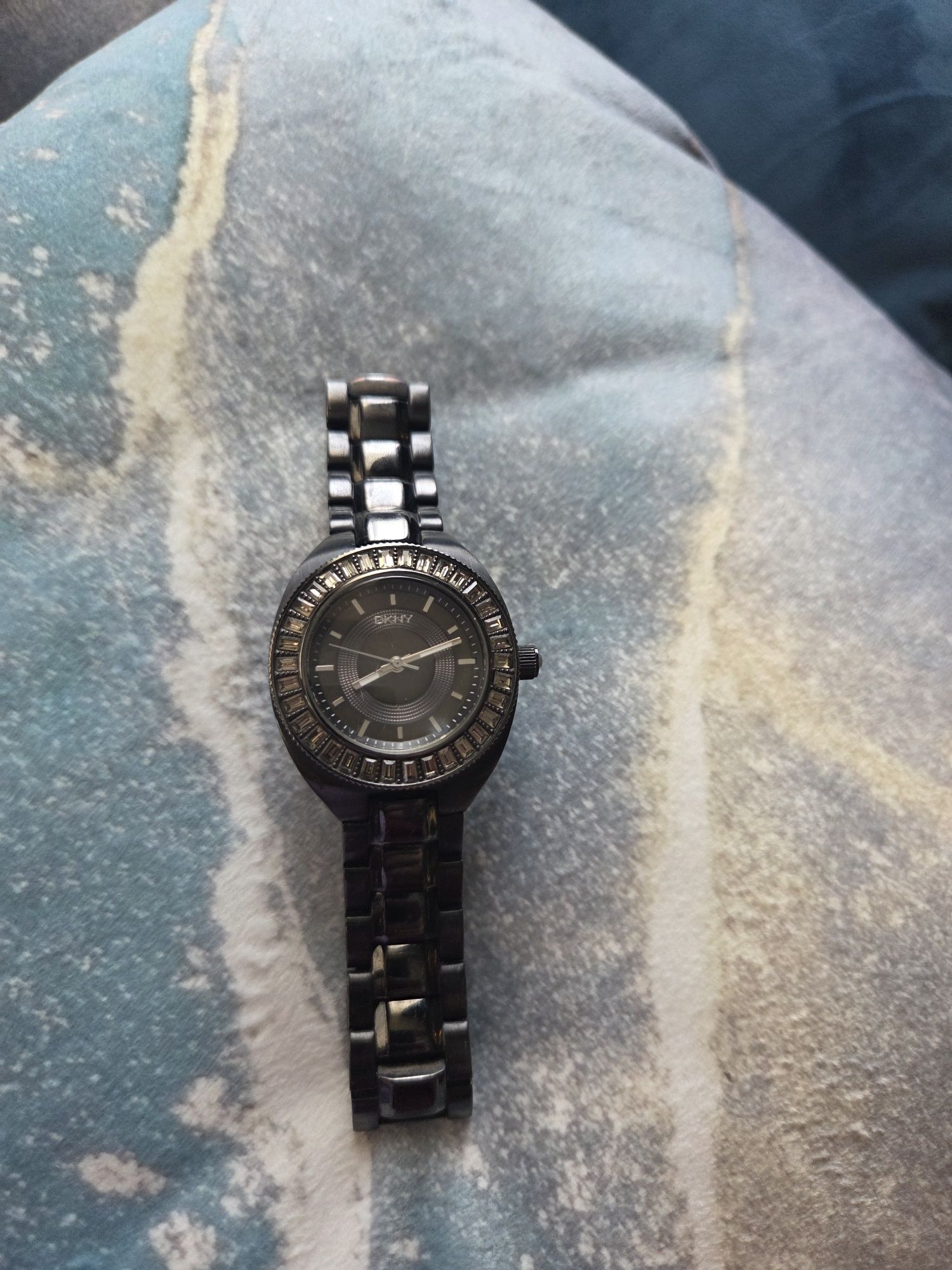 Ceas Dkny cu cristale