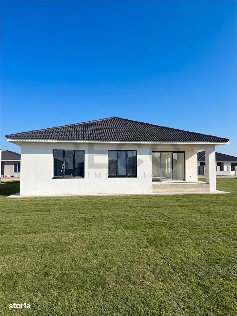 Reco Casa 4 Camere Moderna In  Santandrei