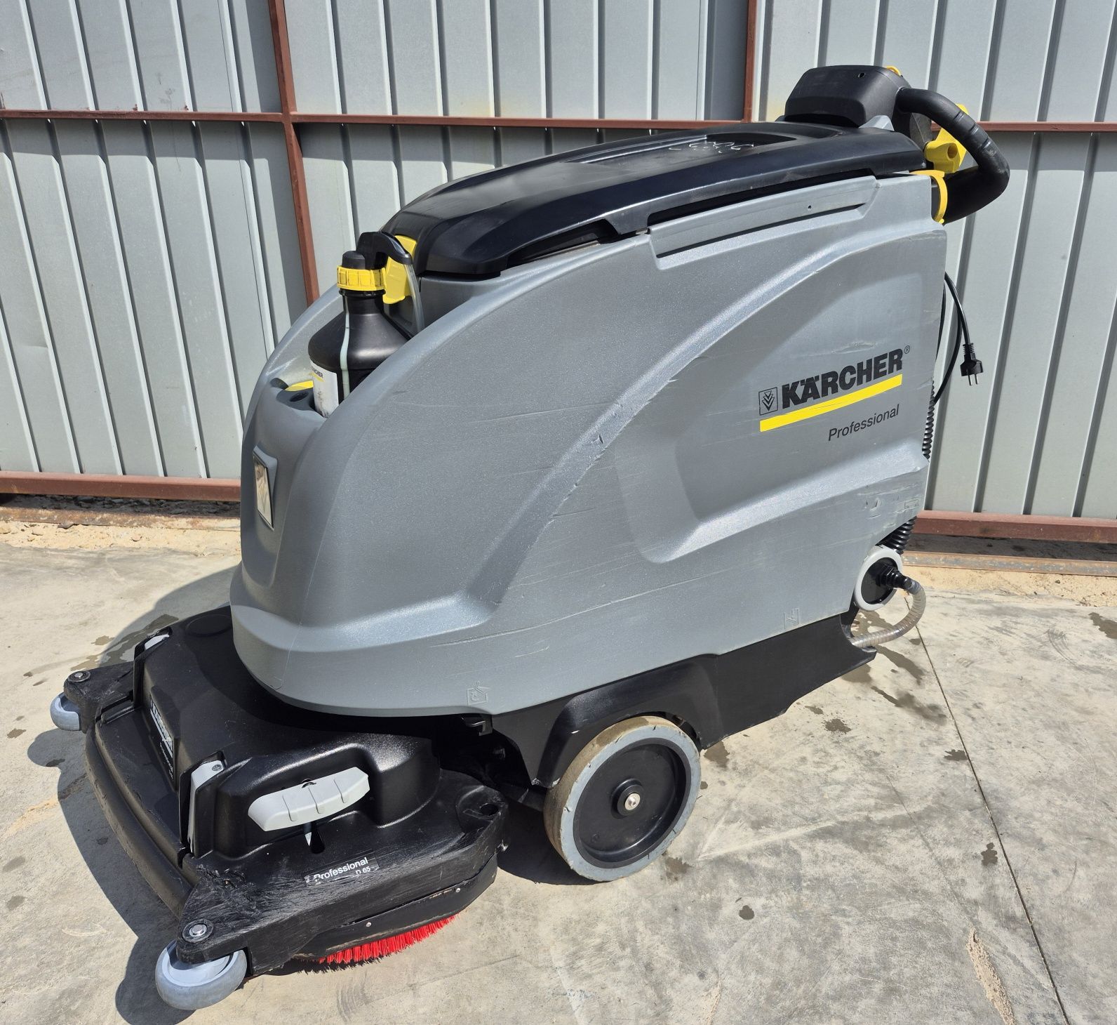 Masina spalat pardoseli Karcher B60W