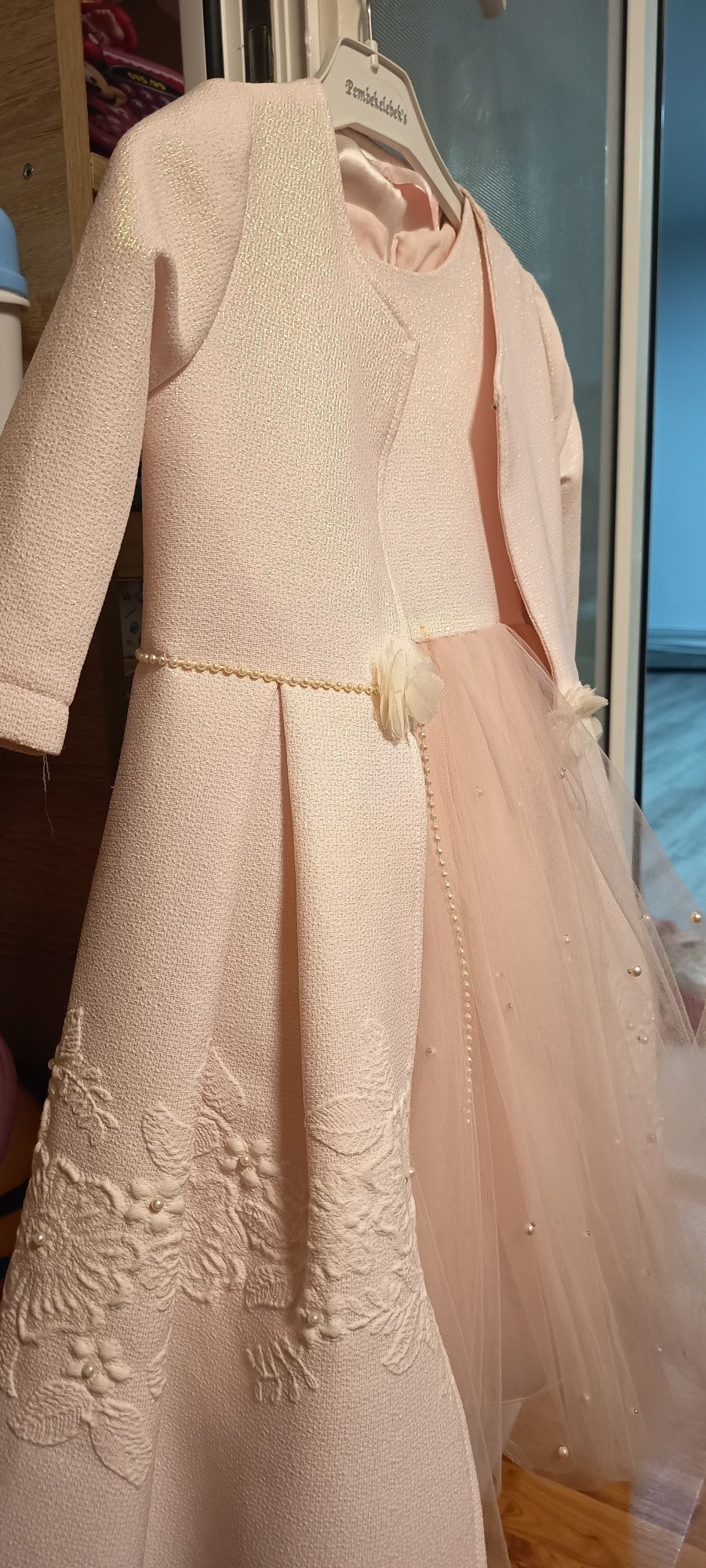Rochiță eleganta de fetițe(5-6ani)