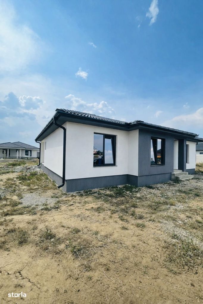 Casă parter semifinisatǎ Sântandrei – 500 mp teren