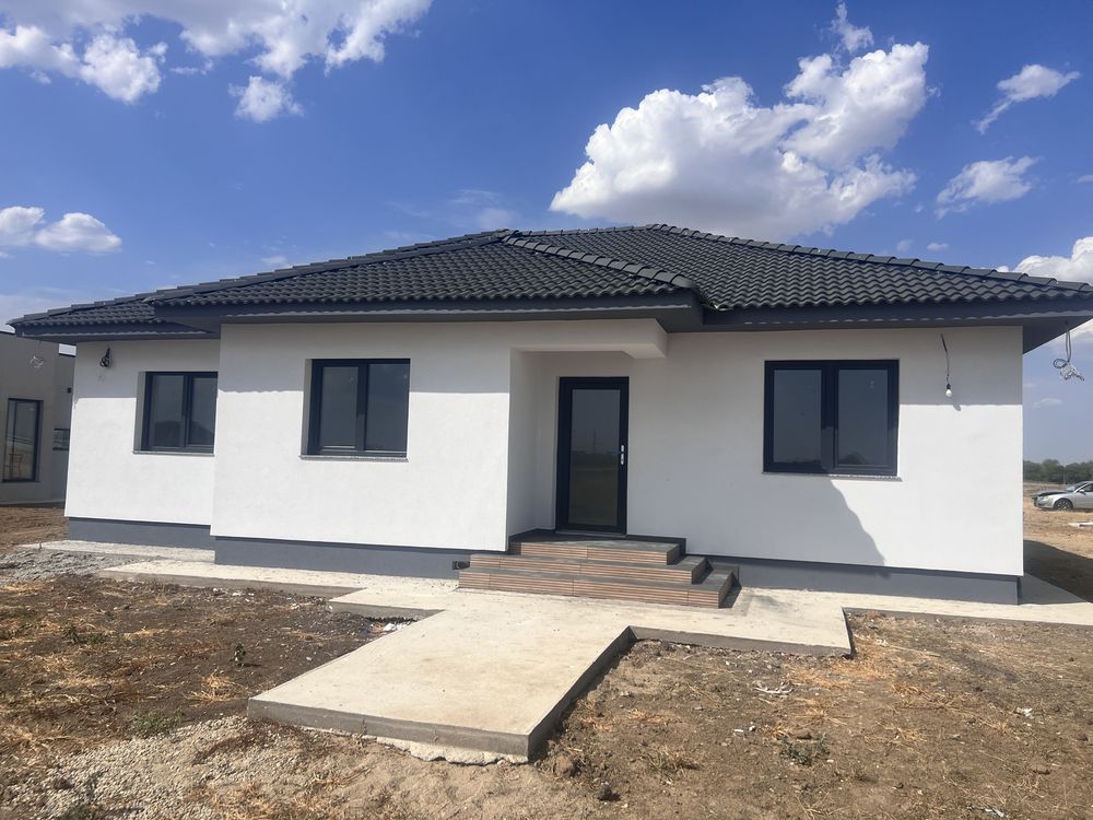 Casa in santandrei 160mp / terasa incalzita/rolete electrice - acces rapid centura
