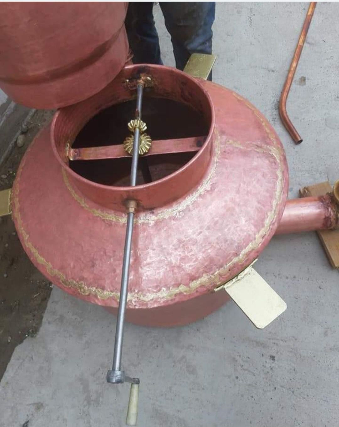 Vând cazan de făcut tuica