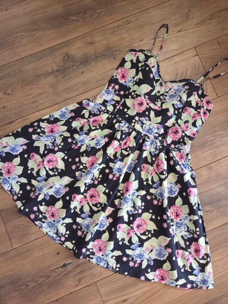 Rochie H&M cu flori S-m