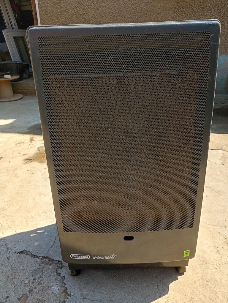 Sobă pe gaz Delonghi