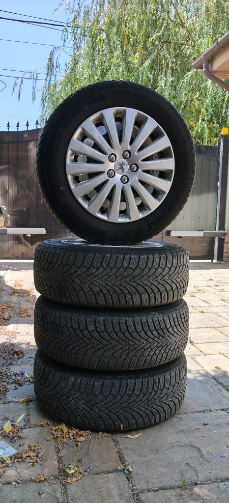 Roti jante cu anvelope peugeot ford volvo 5x108 215 60 16