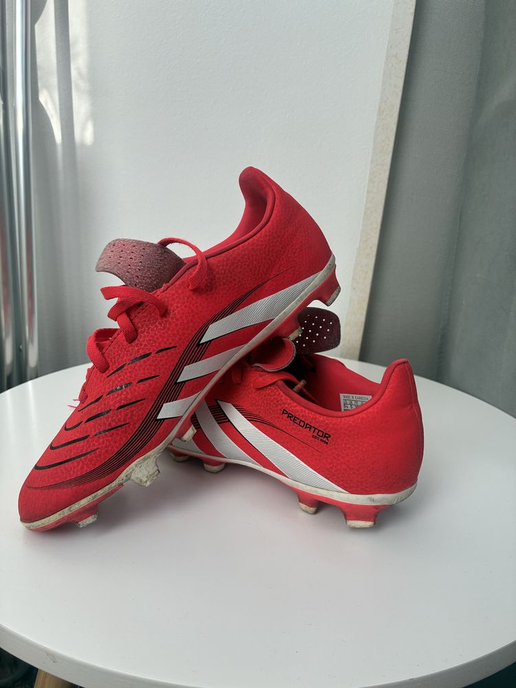 Ghete fotbal Predator