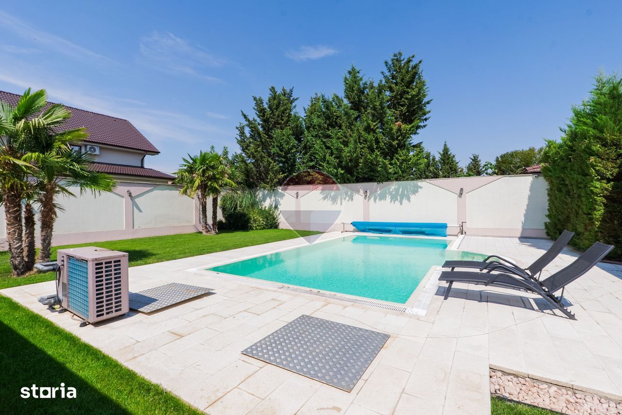 De vânzare Casă cu 4 camere și piscină în Sântandrei
