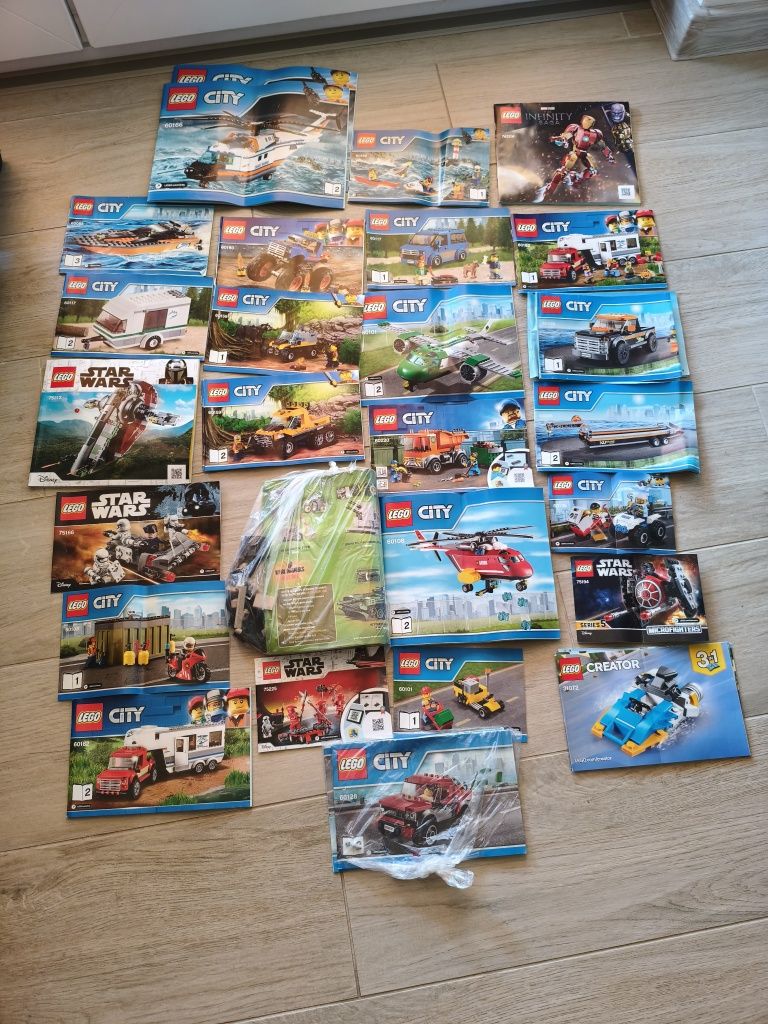 LEGO 25  modele diferite