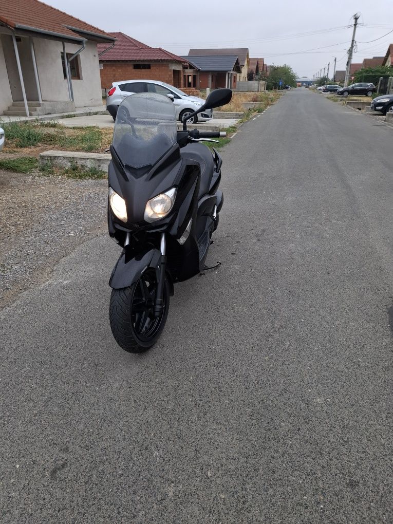 Yamaha x max 125cc