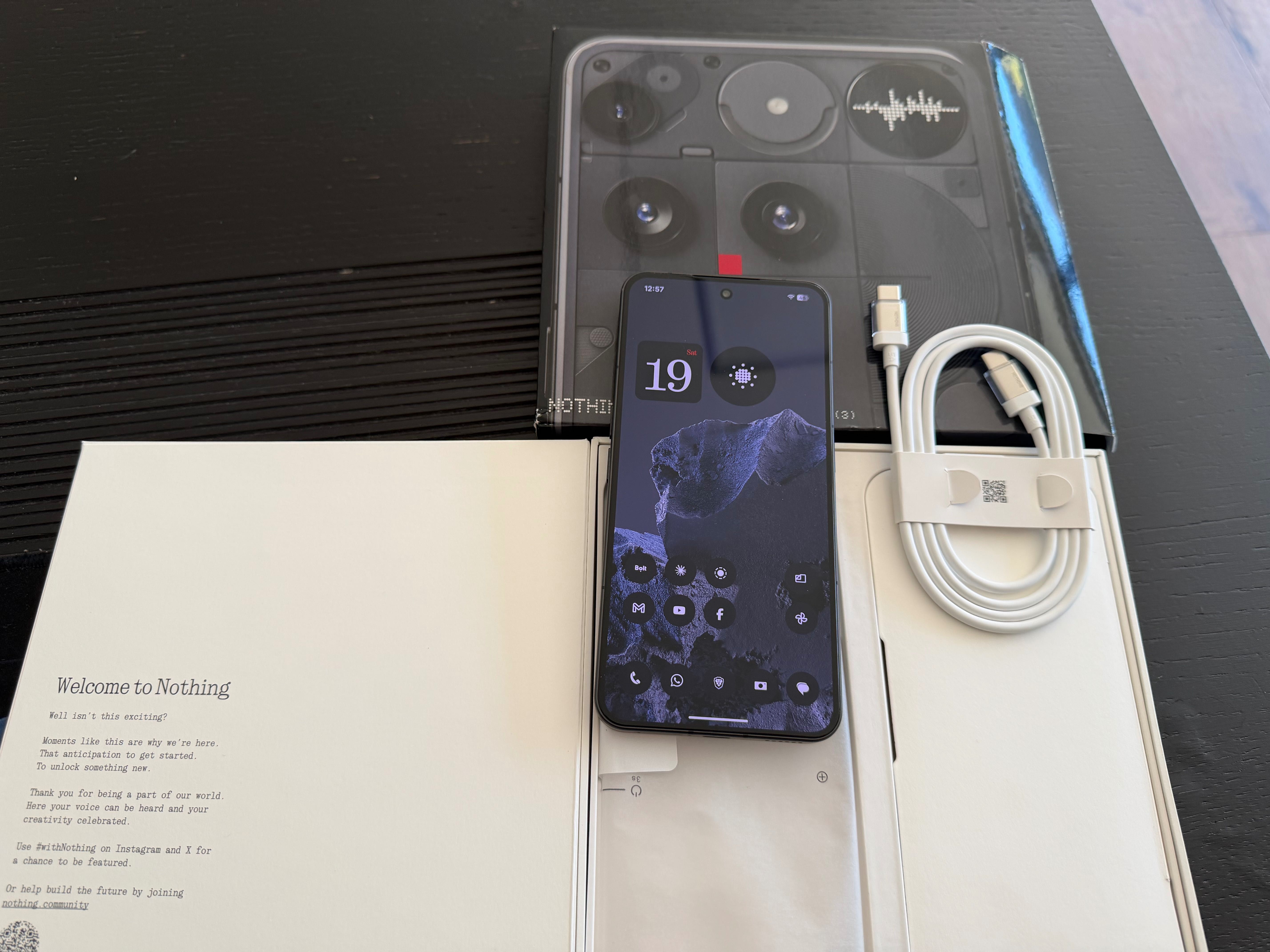 Nothing Phone (3), 256GB / 12GB RAM, 5G, Black