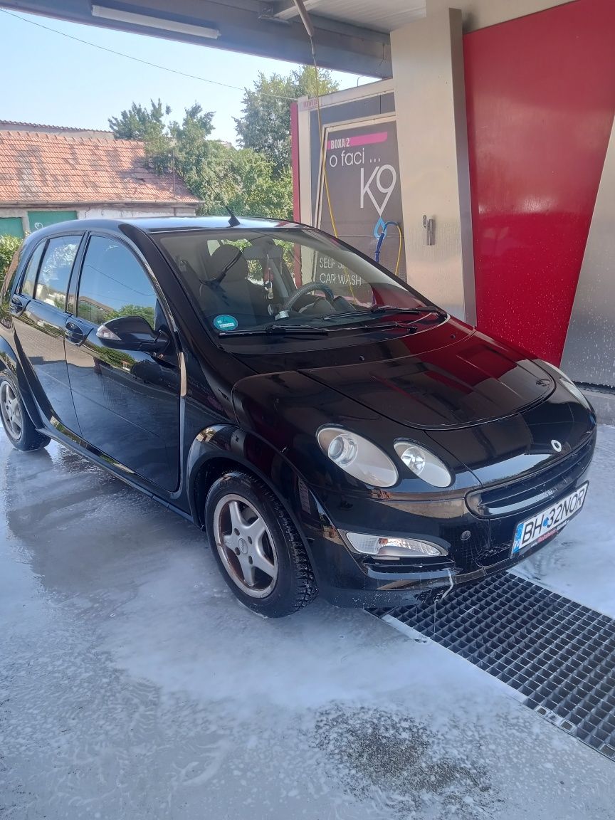 Vând Smart for four