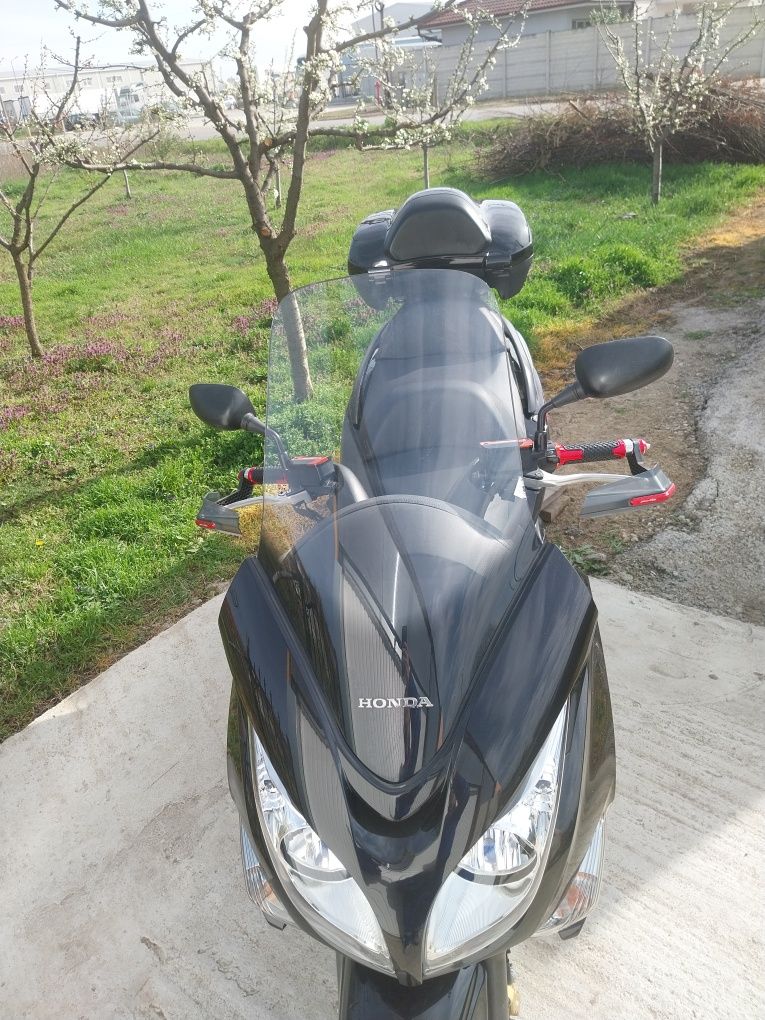 Honda sw-t 600cc