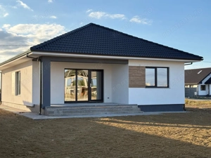 Casa Santandrei, 159 000 E (neg). Comision 0.