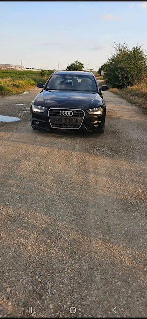 Vând Audi A 4 facelift