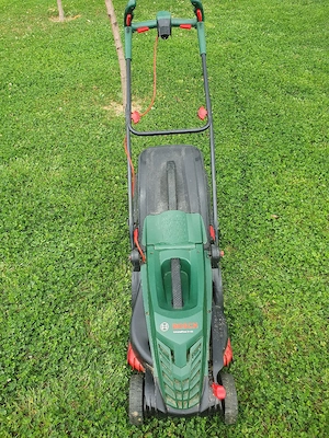Masină de tuns gazon electrică Bocsh Rotak 34-400, 1300W