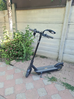 Trotineta electrica Ninebot Max G30