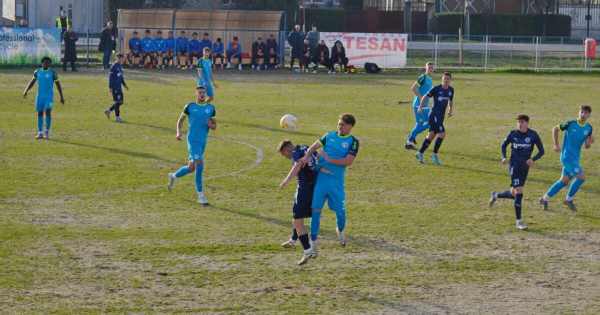 Crișul Sântandrei a marcat de trei ori și continuă cursa pentru un loc de play-off