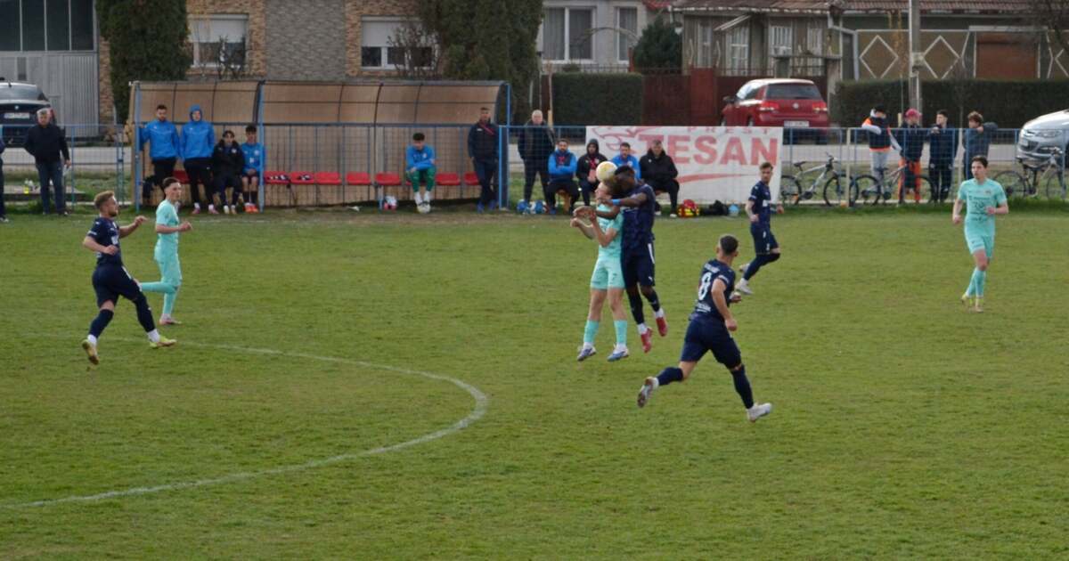 Crișul Sântandrei și-a compromis șansele la un loc de play-off în Liga 3