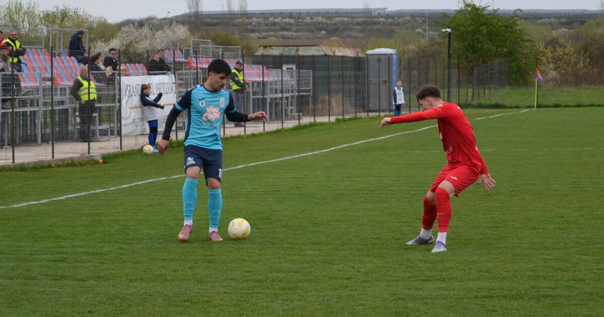 Vinerea Mare cu meciuri de fotbal în Liga 3 la Sântandrei și Beiuș