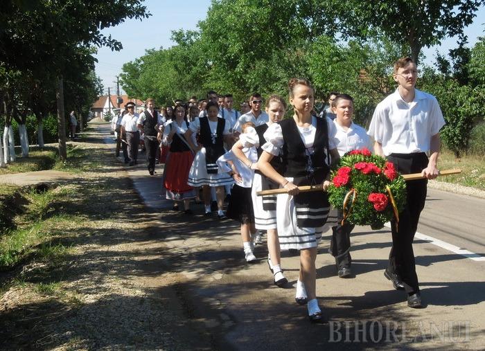 Locuitorii din Palota au sărbătorit tradiţionalul "Kirchweih", cu paradă şi dansuri populare (FOTO / VIDEO)