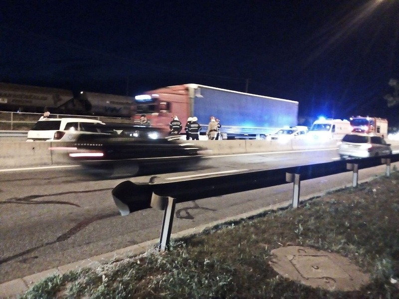 Accident pe centura Oradea. O femeie din Sântandrei și cei doi copii ai săi au ajuns la spital