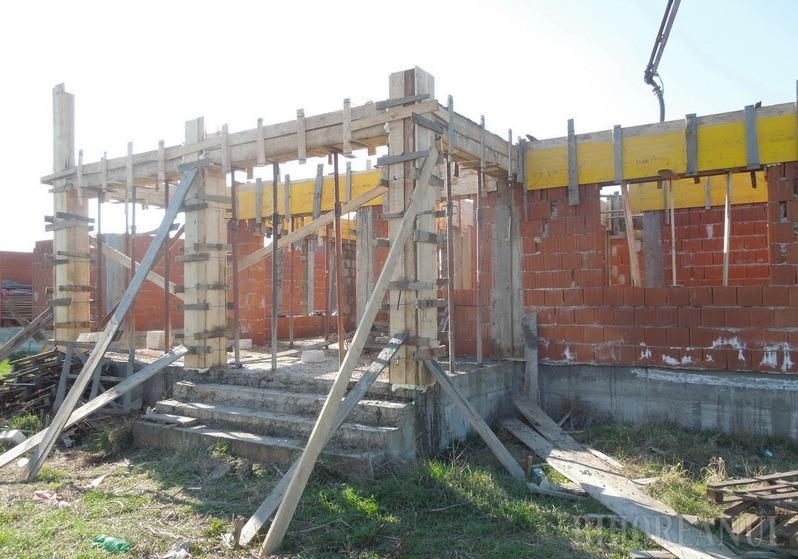 Fiţi cu băgare de seamă! 12 case în construcţie, sparte în Sântandrei într-o singură noapte