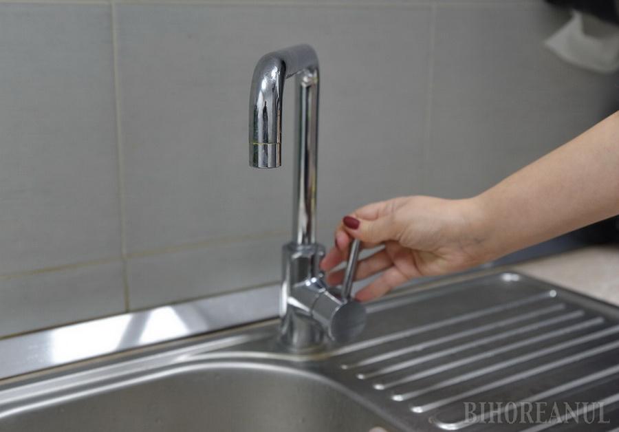 Compania de Apă Oradea: Locuitorii de pe mai multe străzi din Sântandrei și din Palota rămân marți fără apă