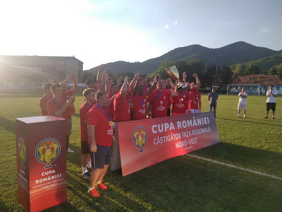 Crişul Sântandrei a câştigat trofeul Regiunii Nord-Vest din Cupa României (FOTO)