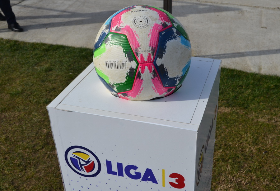 Spirite încinse la derby-ul județean Lotus Băile Felix - Crişul Sântandrei. Antrenorul primei echipe a fost eliminat