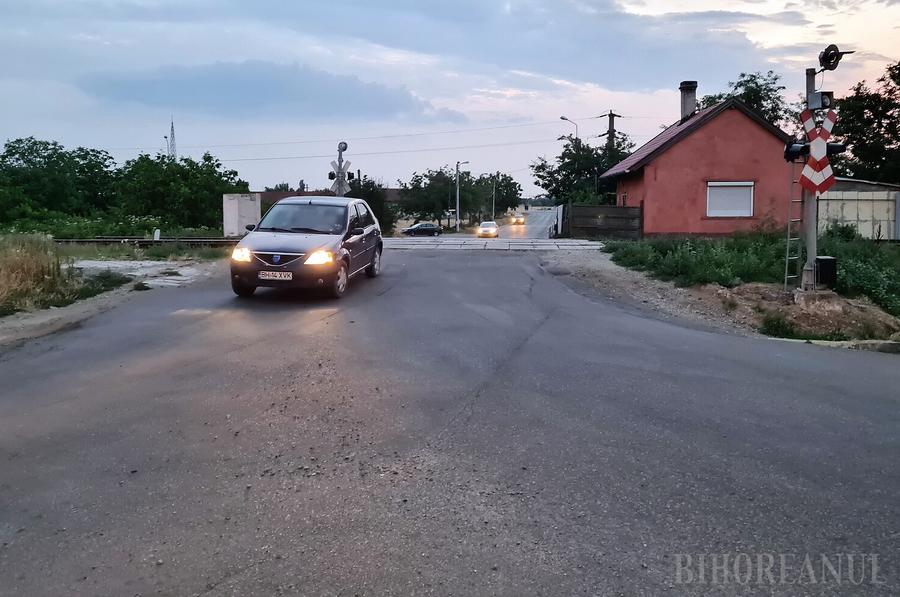Lucrări la calea ferată: Traficul auto către Sântandrei din strada Corneliu Baba va fi închis vineri noaptea