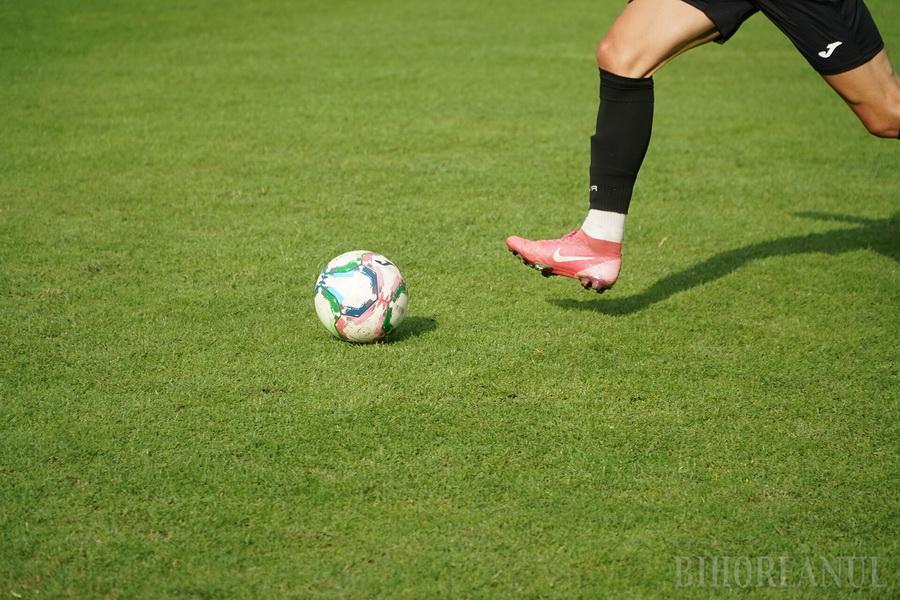 Patru meciuri, patru mize pentru echipele bihorene din Liga 3. Programul etapei a 4-a