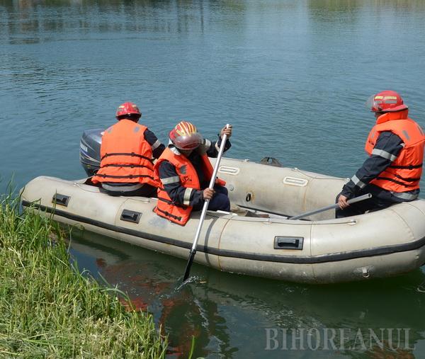 Băiat de 17 ani, înecat în Criş, la Sântandrei