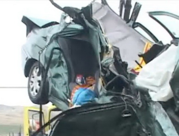 Dramă de proporţii pentru o familie din Sântandrei: Tată şi fiu au murit într-un groaznic accident (FOTO)